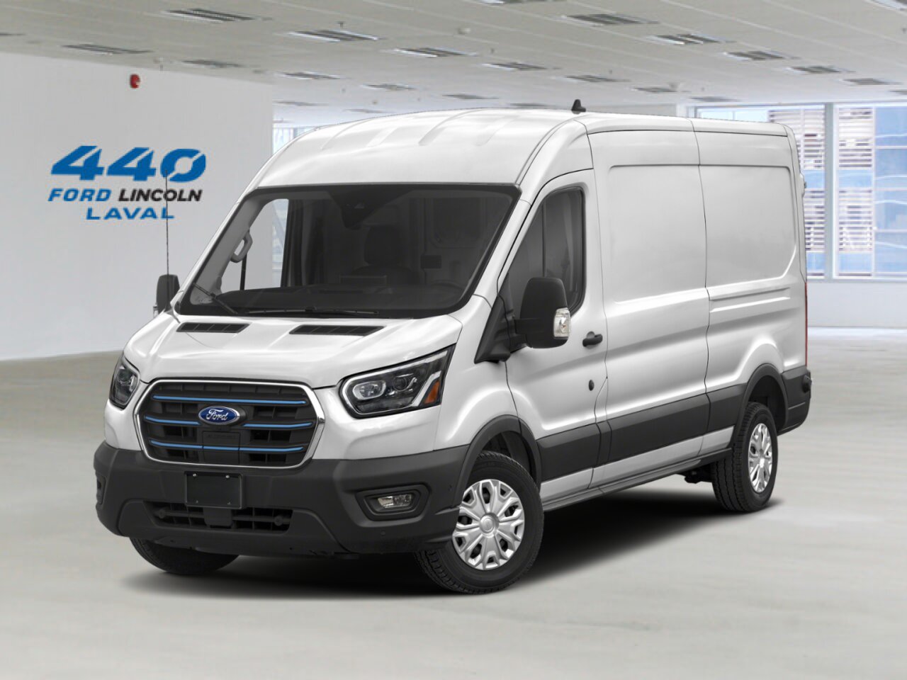 2023 Ford E-Transit Cargo Van Laval - photo #0